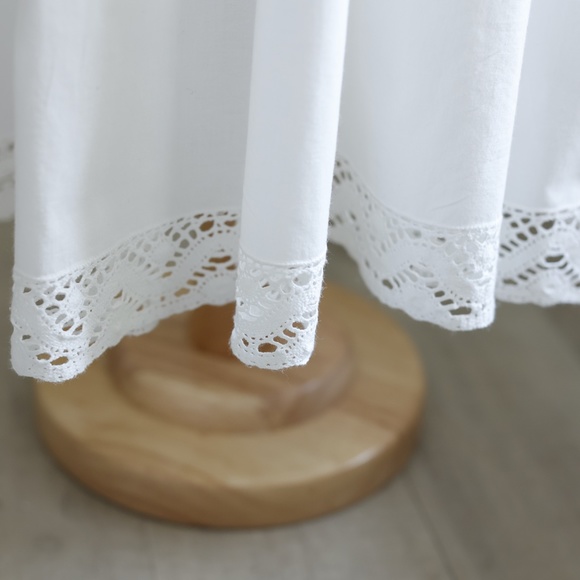 Strasburg Dress White Cotton Sleeveless Ecru Embroidery Beach Portrait LIKE NEW - Picture 3 of 7